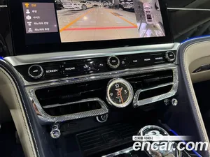 Bentley Flying Spur, 2023 — миниатюра 9