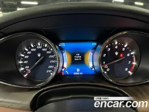 Maserati Quattroporte, 2017 — миниатюра 5