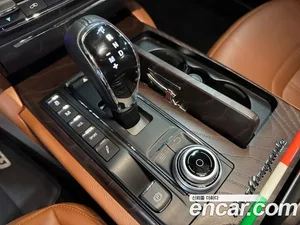 Maserati Quattroporte, 2017 — миниатюра 10