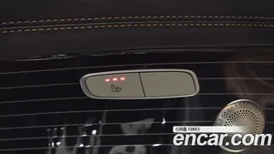 Mercedes-Benz E-Class, 2021 — миниатюра 26