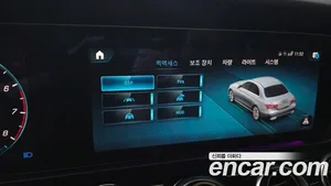 Mercedes-Benz E-Class, 2021 — миниатюра 29