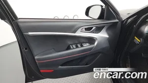 Genesis G70, 2017 — миниатюра 14