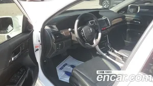 Honda Accord, 2017 — миниатюра 7