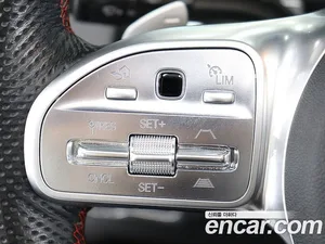 Mercedes-Benz GLB-Class, 2023 — миниатюра 11