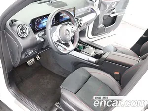 Mercedes-Benz GLB-Class, 2023 — миниатюра 17