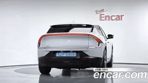 Kia EV6, 2022 — миниатюра 3