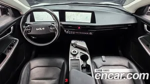 Kia EV6, 2022 — миниатюра 9