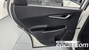 Kia EV6, 2022 — миниатюра 14