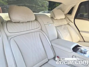 Genesis G90, 2023 — миниатюра 13