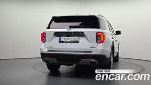 Ford Explorer, 2021 — миниатюра 4
