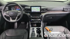 Ford Explorer, 2021 — миниатюра 10