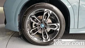 BMW iX2, 2024 — миниатюра 5