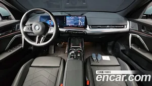 BMW iX2, 2024 — миниатюра 10