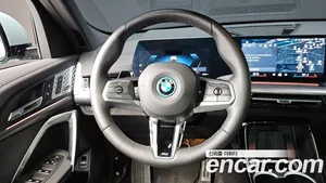 BMW iX2, 2024 — миниатюра 18