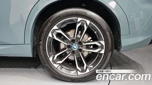BMW iX2, 2024 — миниатюра 7