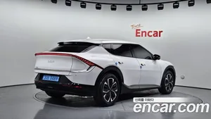 Kia EV6, 2022 — миниатюра 2