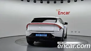 Kia EV6, 2022 — миниатюра 4