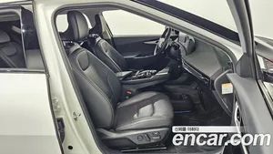Kia EV6, 2022 — миниатюра 16