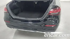 Mercedes-Benz E-Class, 2023 — миниатюра 11