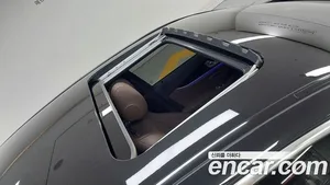 Mercedes-Benz E-Class, 2023 — миниатюра 12