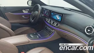 Mercedes-Benz E-Class, 2023 — миниатюра 13