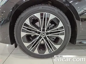 Mercedes-Benz E-Class, 2024 — миниатюра 5