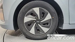 Hyundai Ioniq, 2017 — миниатюра 5