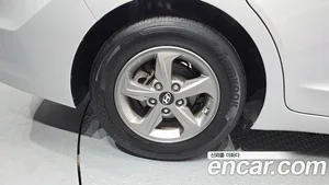 Hyundai Avante, 2015 — миниатюра 5