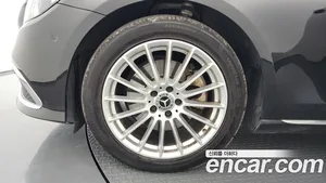Mercedes-Benz E-Class, 2021 — миниатюра 5