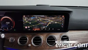 Mercedes-Benz E-Class, 2021 — миниатюра 19