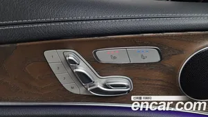 Mercedes-Benz E-Class, 2021 — миниатюра 36