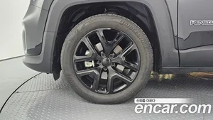 Jeep Renegade, 2022 — миниатюра 5
