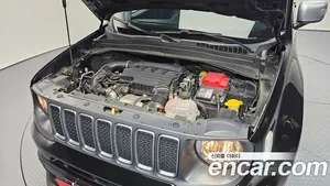 Jeep Renegade, 2022 — миниатюра 6