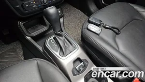 Jeep Renegade, 2022 — миниатюра 12