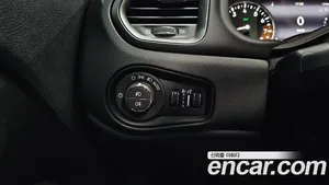Jeep Renegade, 2022 — миниатюра 24