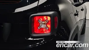 Jeep Renegade, 2022 — миниатюра 9