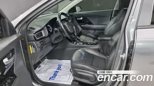 Kia Niro, 2017 — миниатюра 10