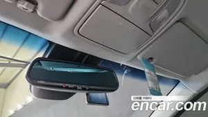 Kia Niro, 2017 — миниатюра 16