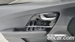 Kia Niro, 2017 — миниатюра 18