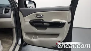 Kia Carnival, 2017 — миниатюра 15