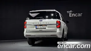 Ford Expedition, 2023 — миниатюра 4