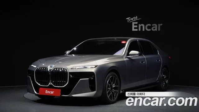 BMW 7-Series, 2025 — фото автомобиля из Кореи