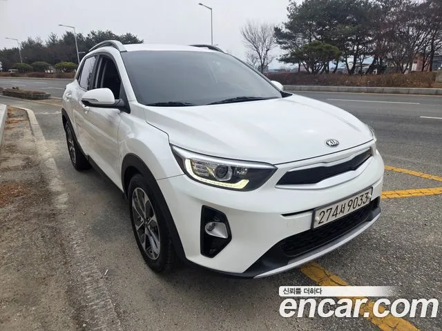 Kia Stonic, 2019 — фото автомобиля из Кореи