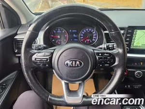 Kia Stonic, 2019 — миниатюра 15