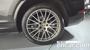 Porsche Cayenne, 2023 — миниатюра 7