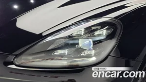 Porsche Cayenne, 2023 — миниатюра 8