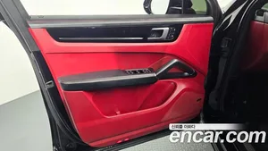 Porsche Cayenne, 2023 — миниатюра 14