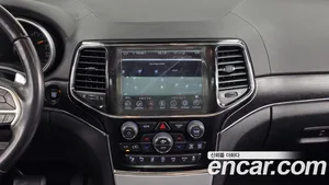 Jeep Cherokee, 2021 — миниатюра 18