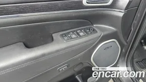 Jeep Cherokee, 2021 — миниатюра 28