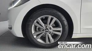 Hyundai Avante, 2017 — миниатюра 4